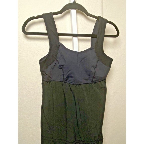 Lululemon Run Chase Me Tank Top SZ 8 Black Adjustable Hem Active Running Yoga - Picture 2 of 10